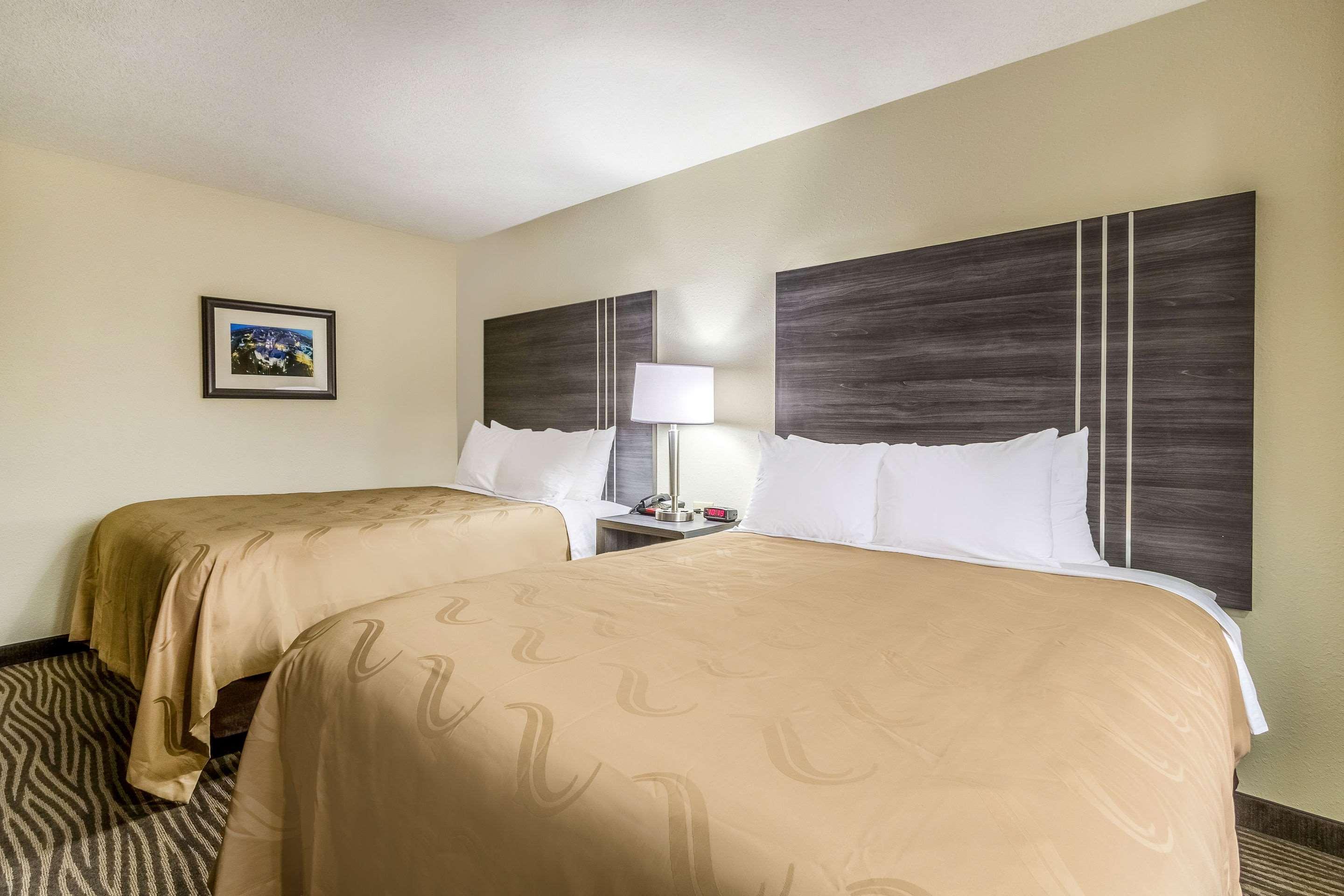 Quality Inn & Suites North Lima - Boardman Екстериор снимка