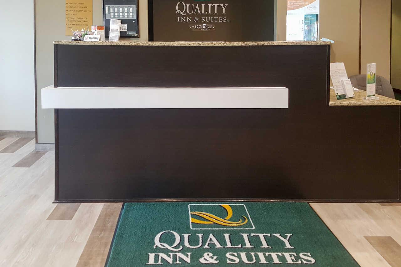 Quality Inn & Suites North Lima - Boardman Екстериор снимка