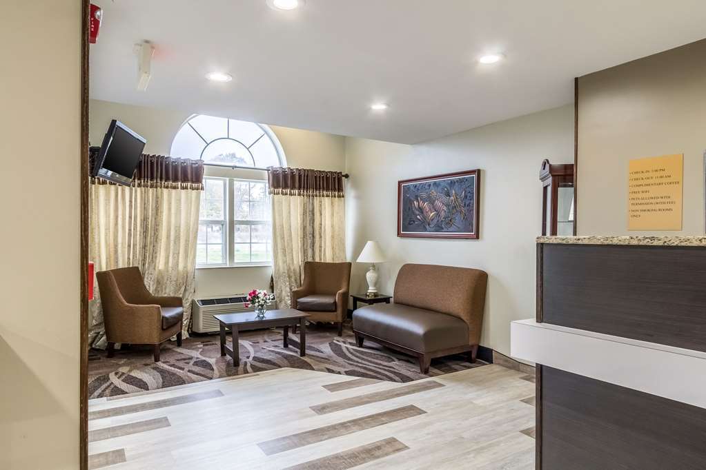 Quality Inn & Suites North Lima - Boardman Интериор снимка